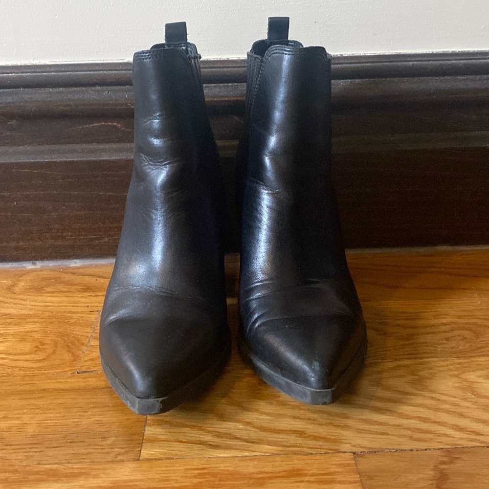 Marc Fisher Black Ankle Boots!